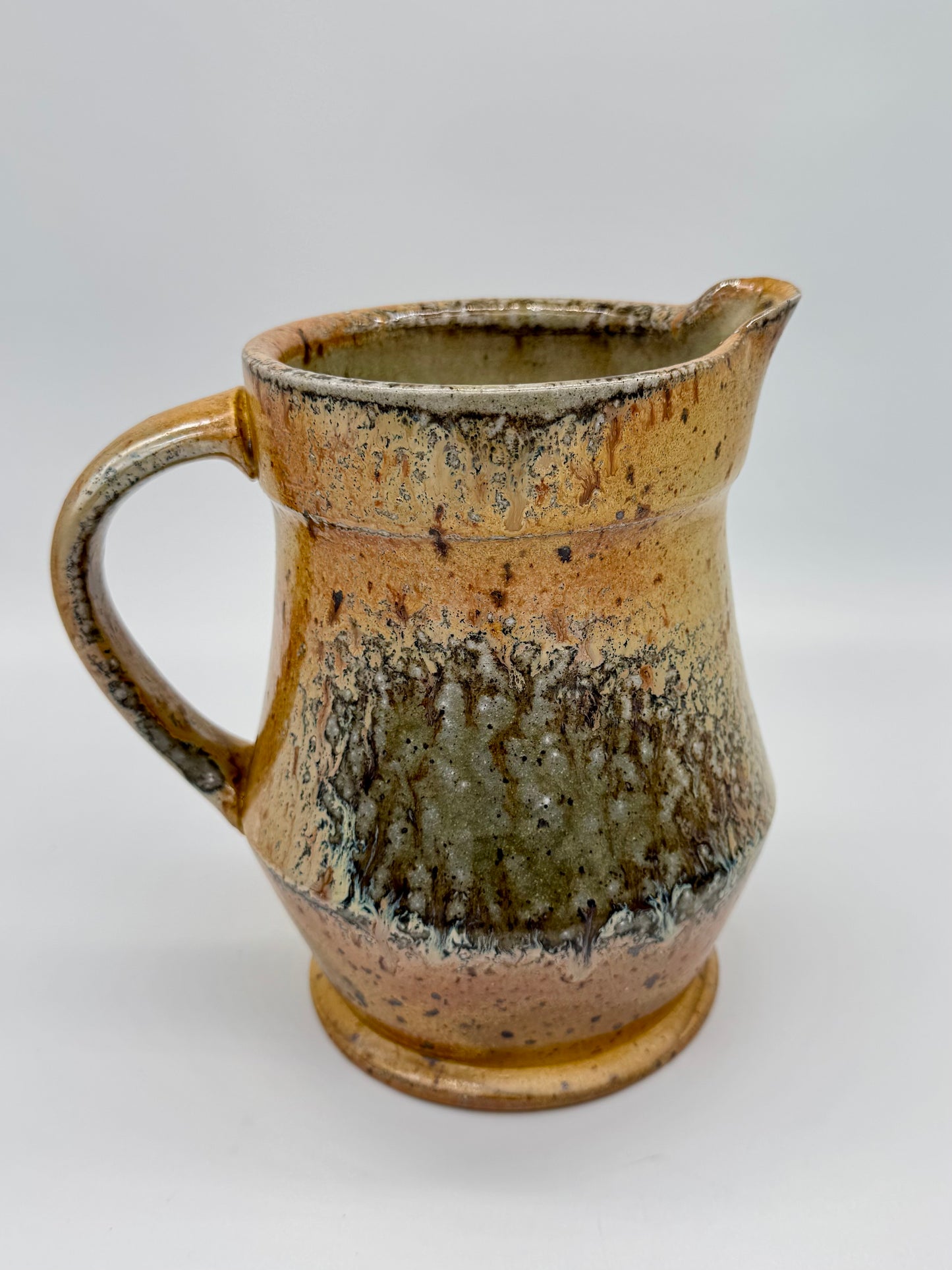 Medium Jug - Pitcher Titanium Yellow