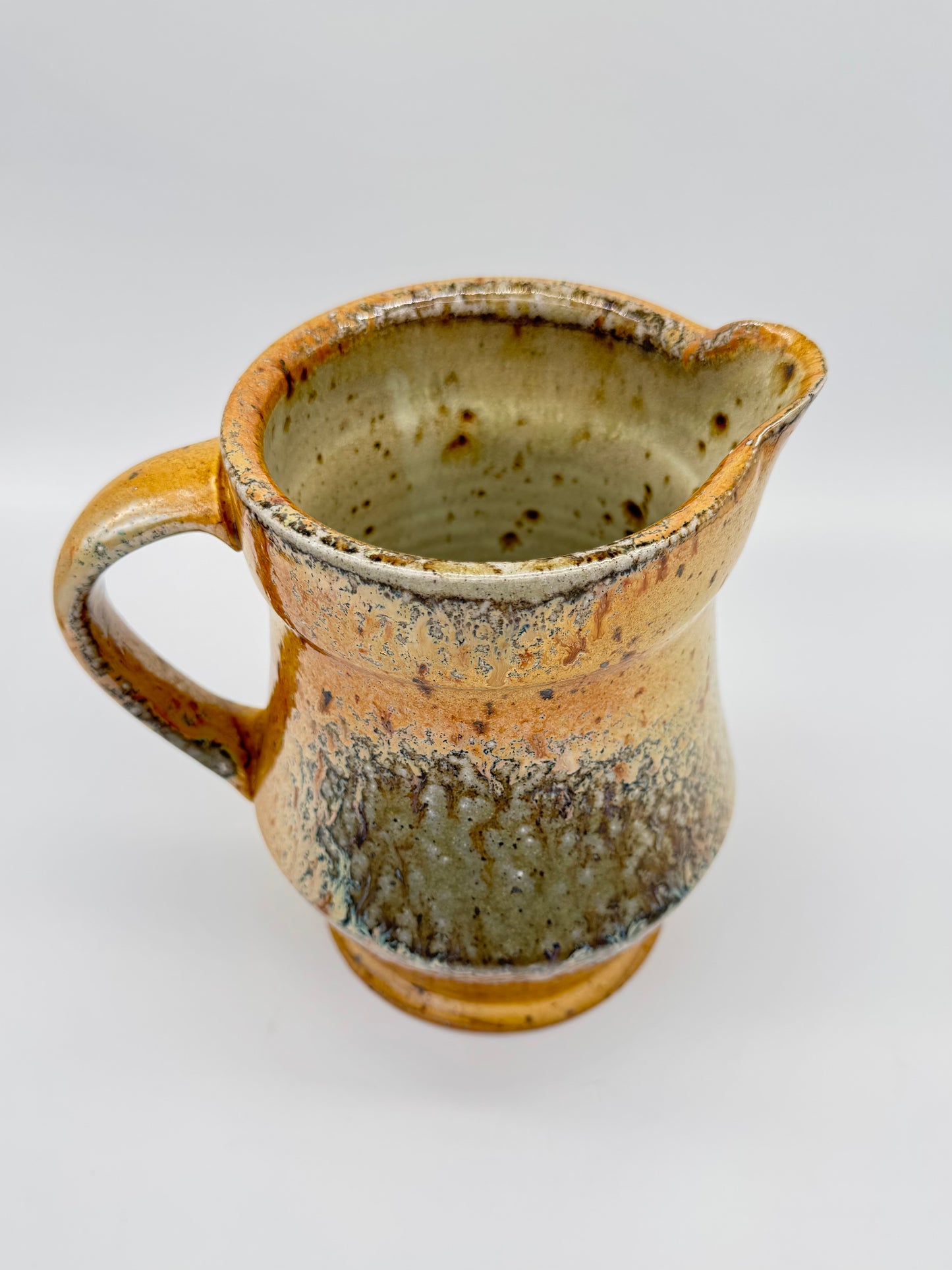 Medium Jug - Pitcher Titanium Yellow
