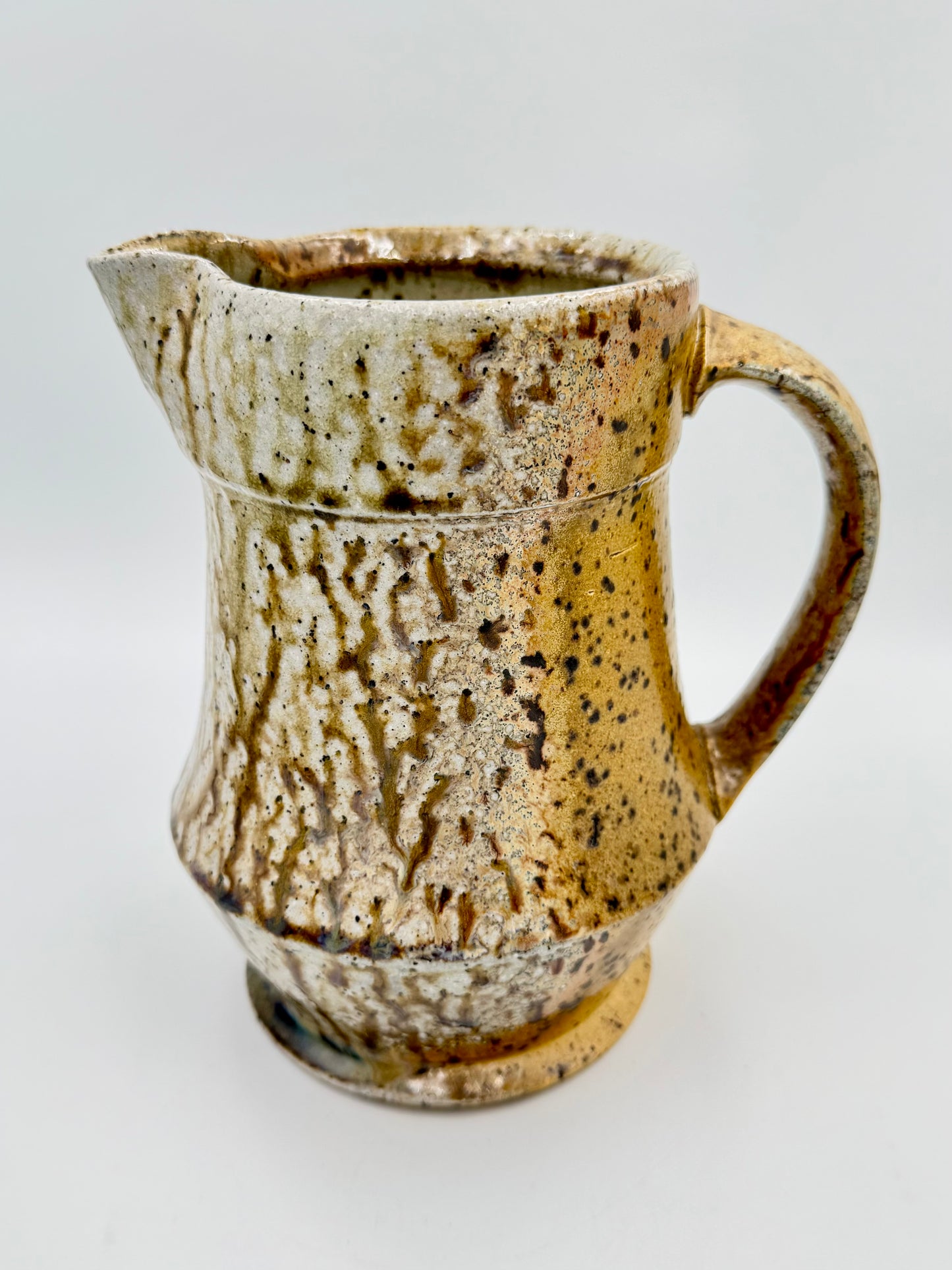 Medium Jug - Pitcher Titanium Yellow
