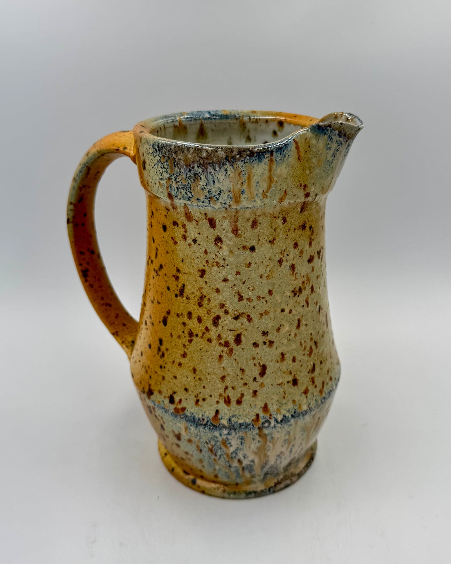 Medium Jug - Pitcher Titanium Yellow